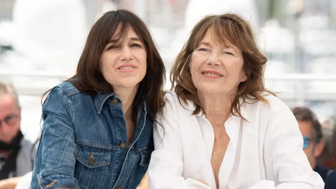 Charlotte Gainbourg reprend Jane Birkin