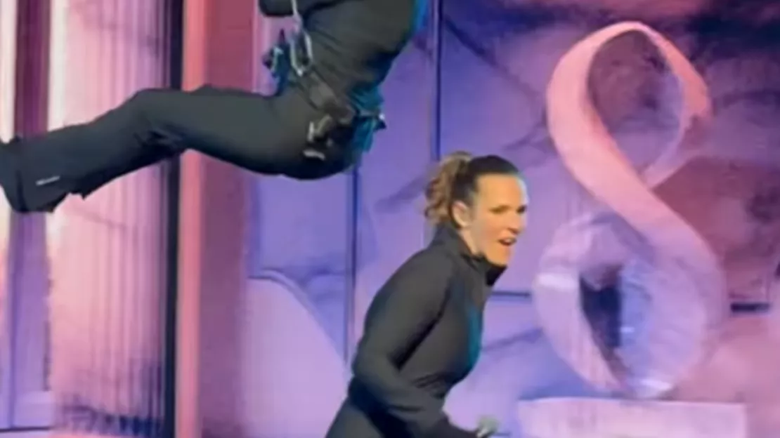 Les Enfoirés 2025 : la vidéo hilarante de Lorie et Jenifer !