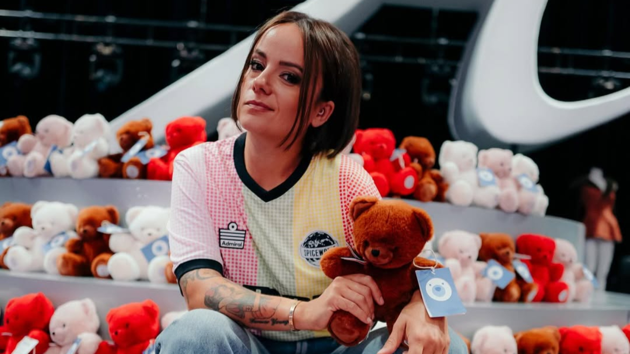 Alizée fait une grande annonce : "Hâte de vous retrouver aux 4 coins de la France" Alizée fait une grande annonce : "Hâte de vous retrouver aux 4 coins de la France"