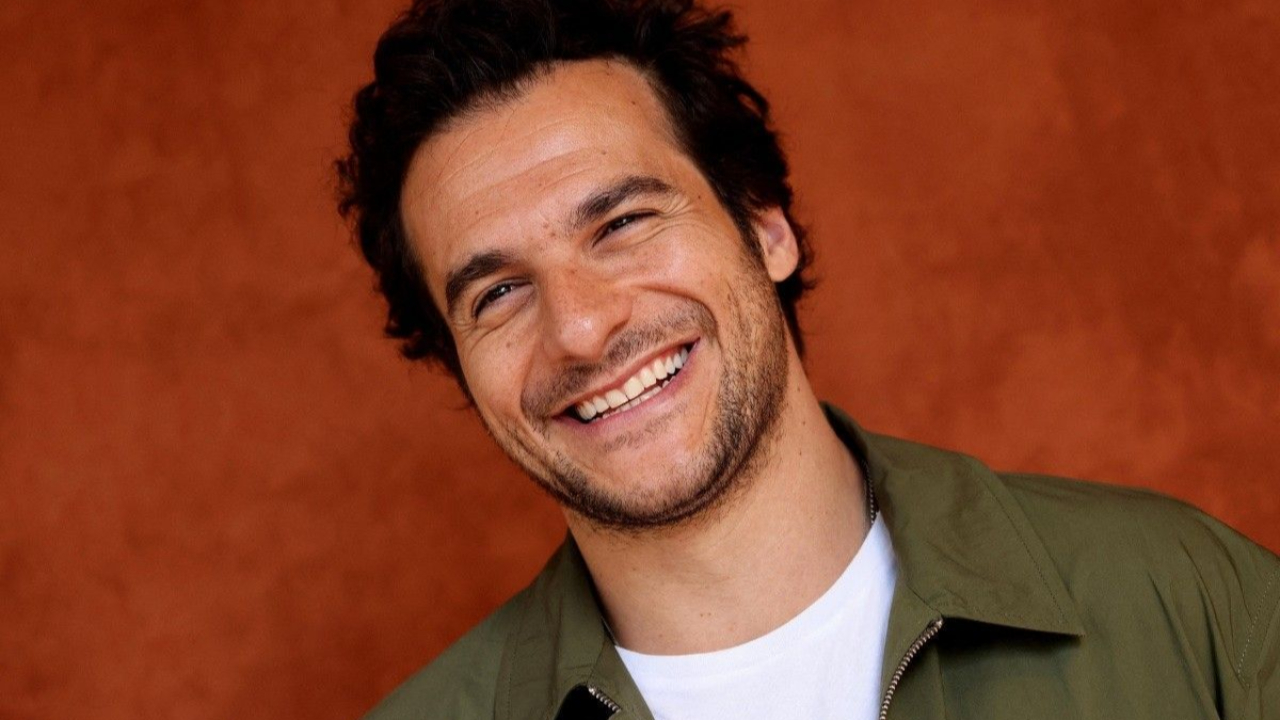 Amir : son mauvais souvenir lors de son installation à Paris