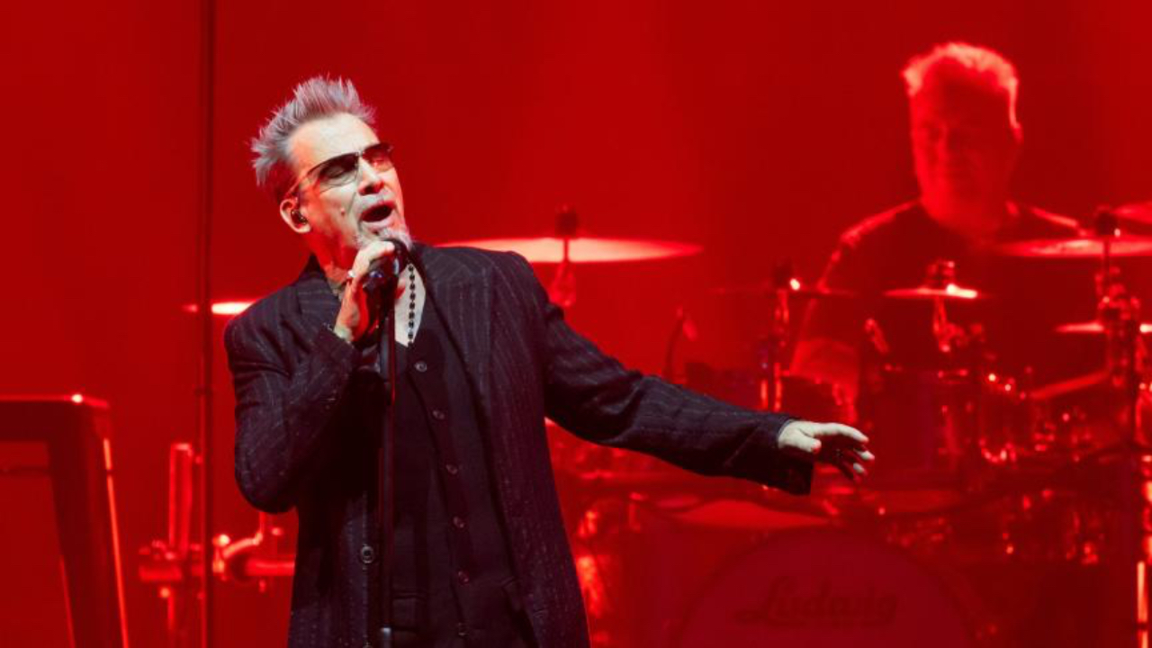 Apr&egrave;s "son pire des cauchemars", Florent Pagny retrouve enfin la sc&egrave;ne !