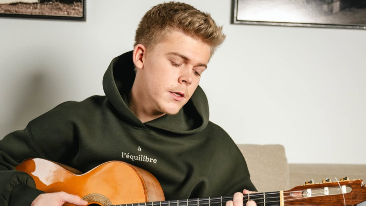 Charles Doré (Star Academy) répond aux critiques de Lââm sur son nom de famille ! Charles Doré (Star Academy) répond aux critiques de Lââm sur son nom de famille !