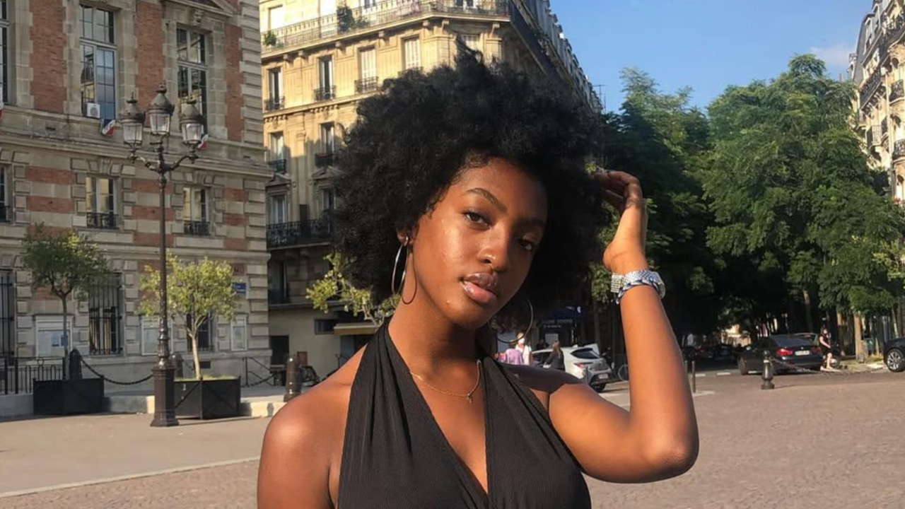 Ebony revient sur l'acte raciste qu'elle a subi en concert