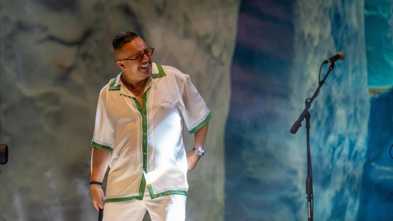 Faudel f&ecirc;te ses 48 ans : retour sur le parcours du "Petit Prince du ra&iuml;"