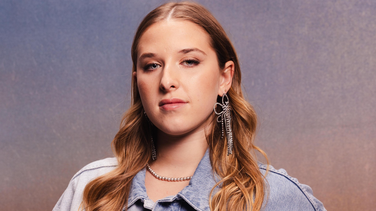 Héléna a-t-elle dédié un morceau à Pierre Garnier ? Héléna a-t-elle dédié un morceau à Pierre Garnier ?