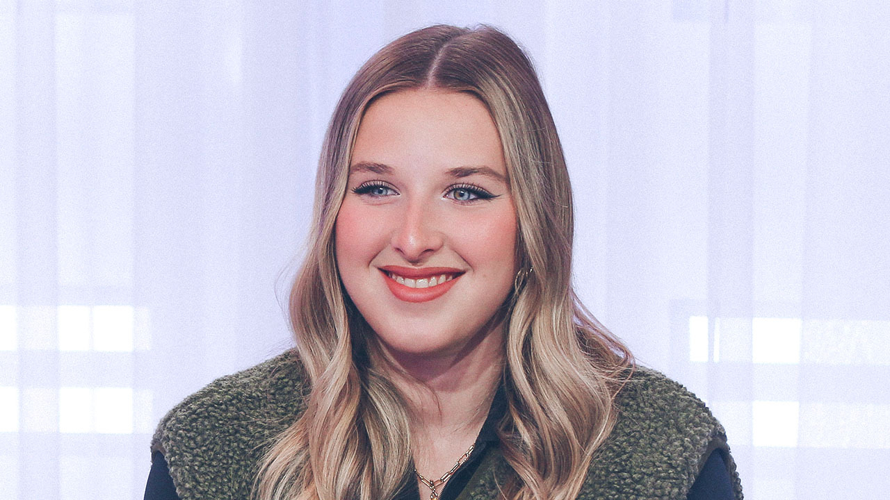 Helena : comment sa famille l'aide &agrave; s'&eacute;manciper de l'image "Star Academy"