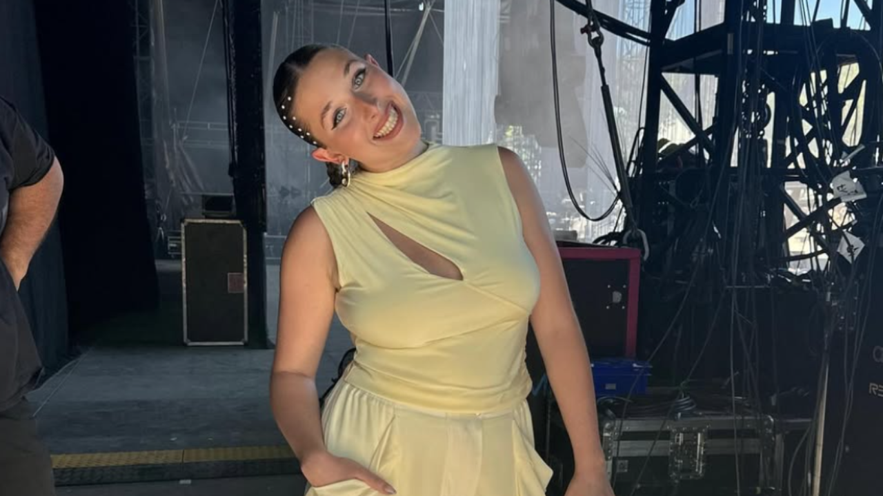 Héléna : en tournée des festivals, elle invite son public à la solidarité ! Héléna : en tournée des festivals, elle invite son public à la solidarité !