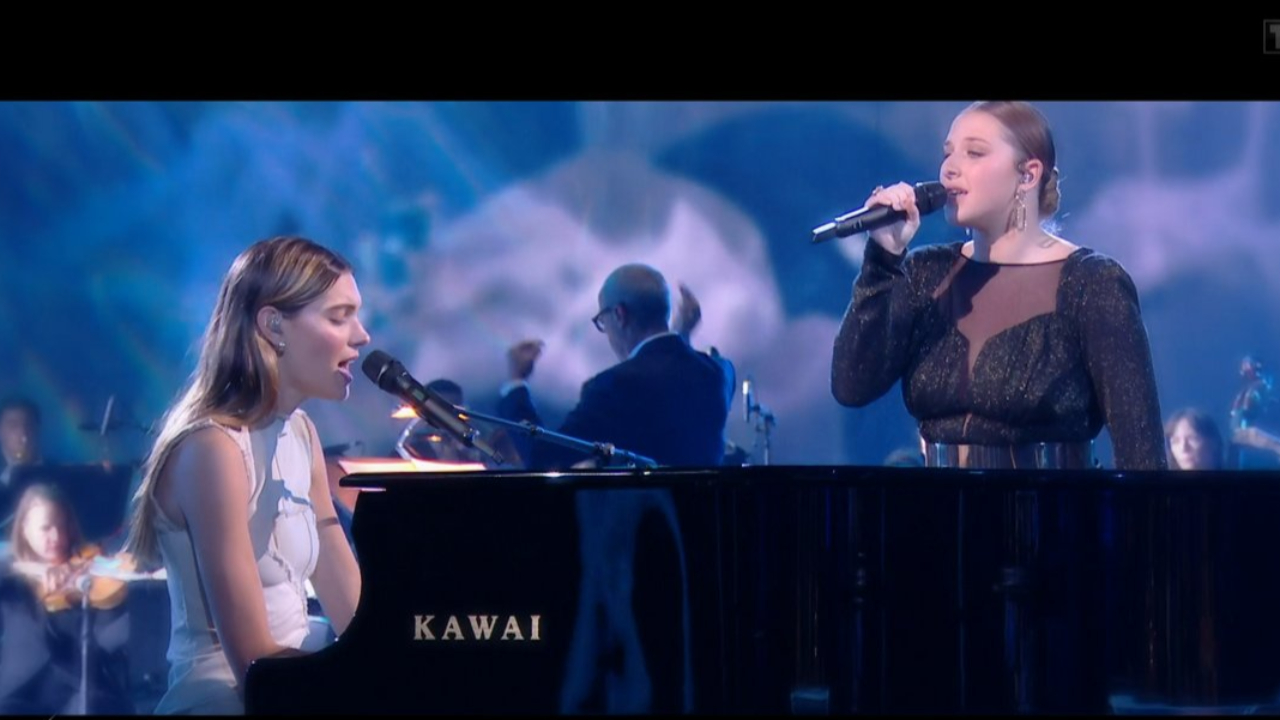 Héléna et Charlotte Cardin : Et si un duo voyait le jour ? "J'en rêve" Héléna et Charlotte Cardin : Et si un duo voyait le jour ? "J'en rêve"