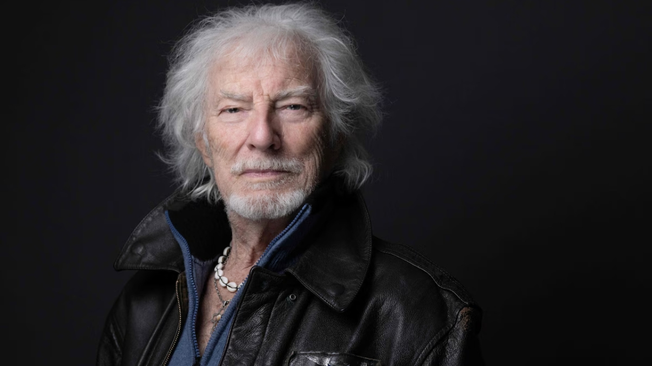 Hugues Aufray se confie sur sa solitude : "le plus dur, c&rsquo;est de perdre ses copains, qui sont comme des fr&egrave;res"