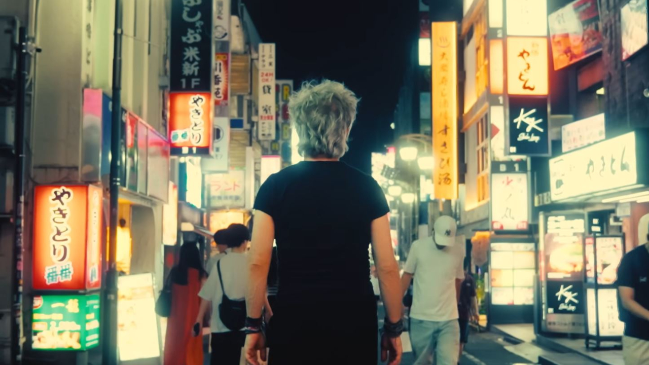 Indochine vous propose un fascinant voyage au Japon avec le clip de "No Name"