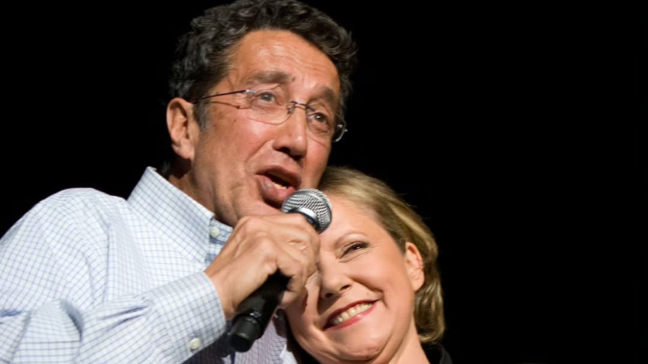 "Je ne pourrai jamais t&rsquo;oublier" : Doroth&eacute;e en deuil apr&egrave;s la disparition de son fr&egrave;re de c&oelig;ur, Claude Berda