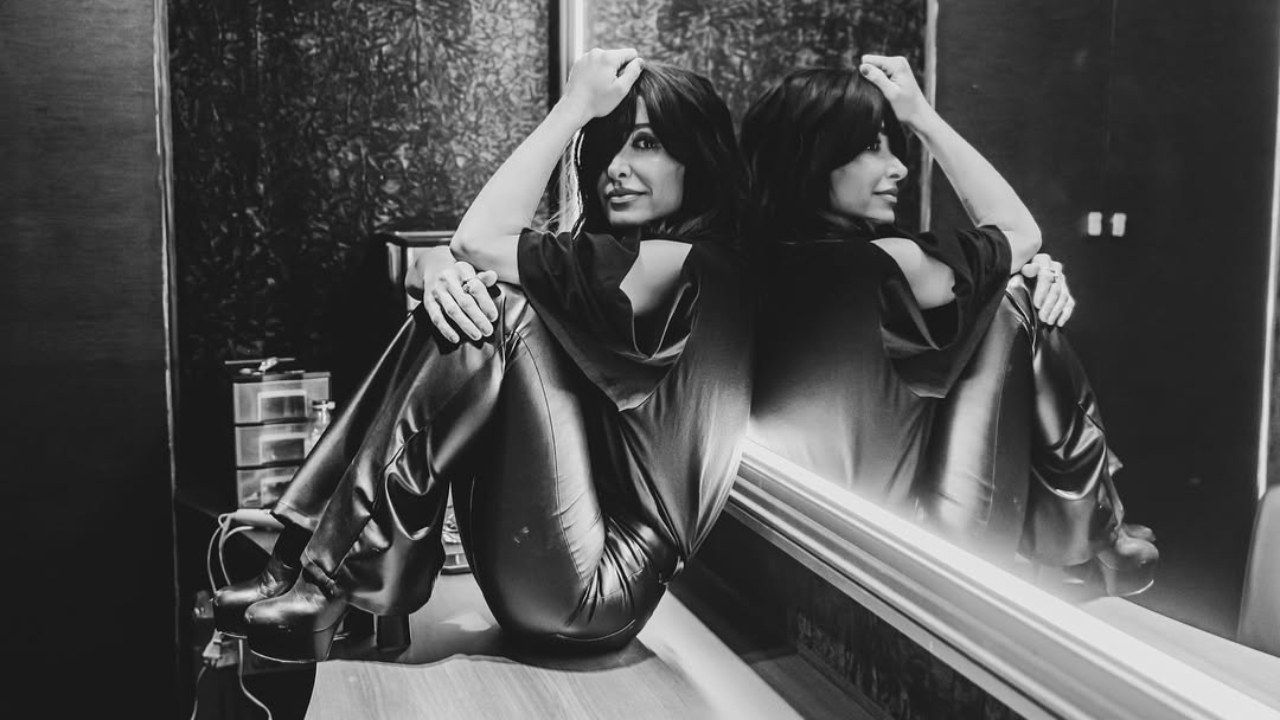 Jenifer : "Au soleil" remis à la mode par une grosse star mondiale du football Jenifer : "Au soleil" remis à la mode par une grosse star mondiale du football