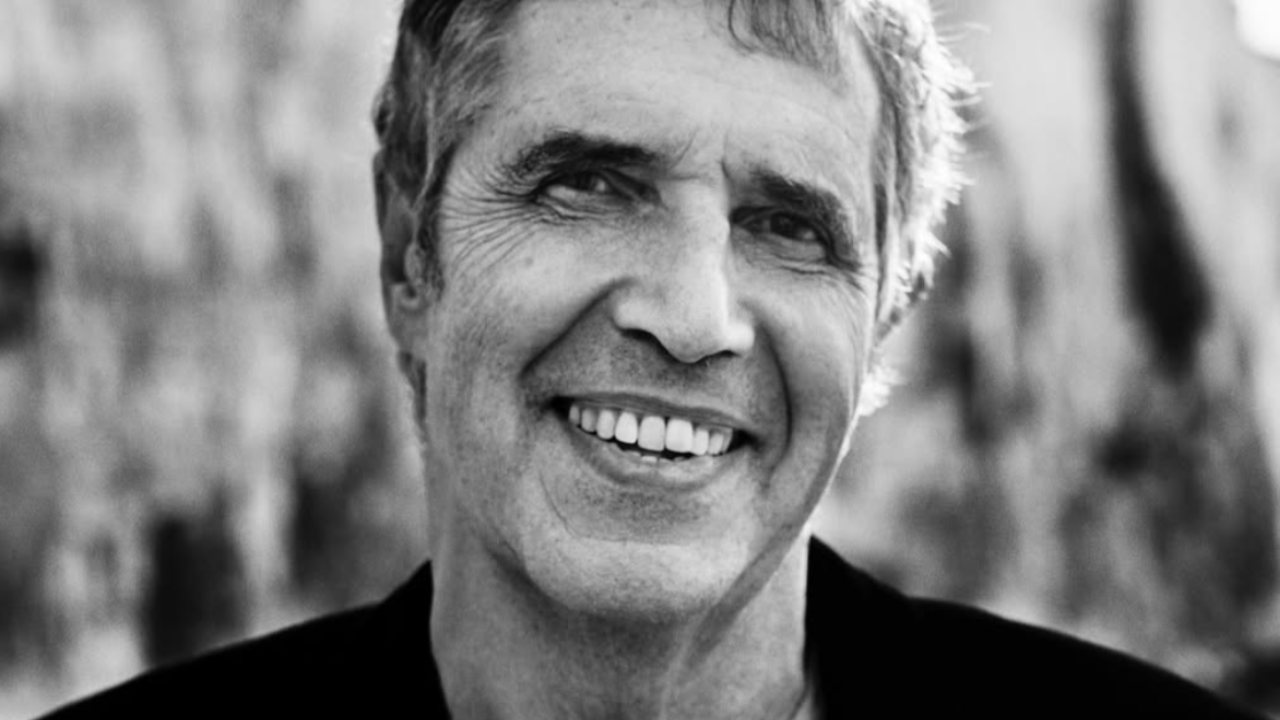 Julien Clerc, bientôt de retour avec un tout nouvel album "Une vie"