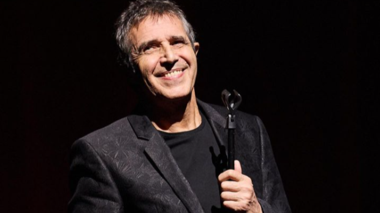 Julien Clerc papa fier : Il partage la dernière oeuvre "exceptionnelle" de Jeanne Herry