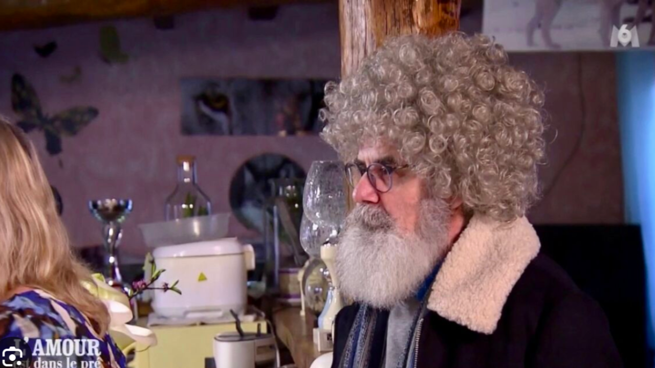 Julien Doré en invité surprise dans "L'amour est dans le pré" ? Julien Doré en invité surprise dans "L'amour est dans le pré" ?