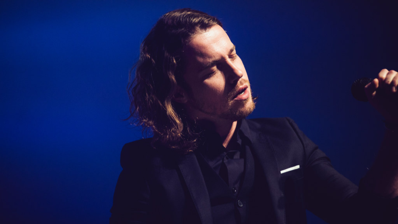 Julien Doré veut rendre sa maman immortelle avec son album