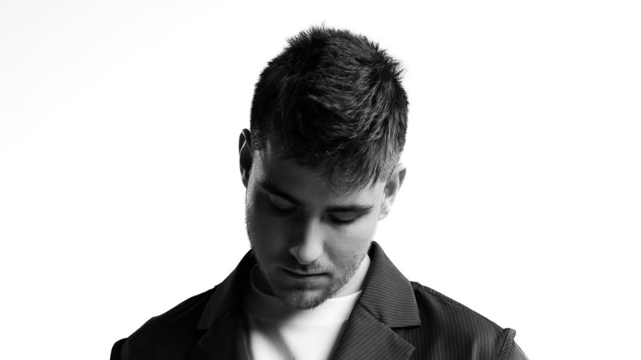 Julien Lieb révèle son plus gros regret à la Star Academy : "L'impression d'avoir fait honte à ma famille." Julien Lieb révèle son plus gros regret à la Star Academy : "L'impression d'avoir fait honte à ma famille."