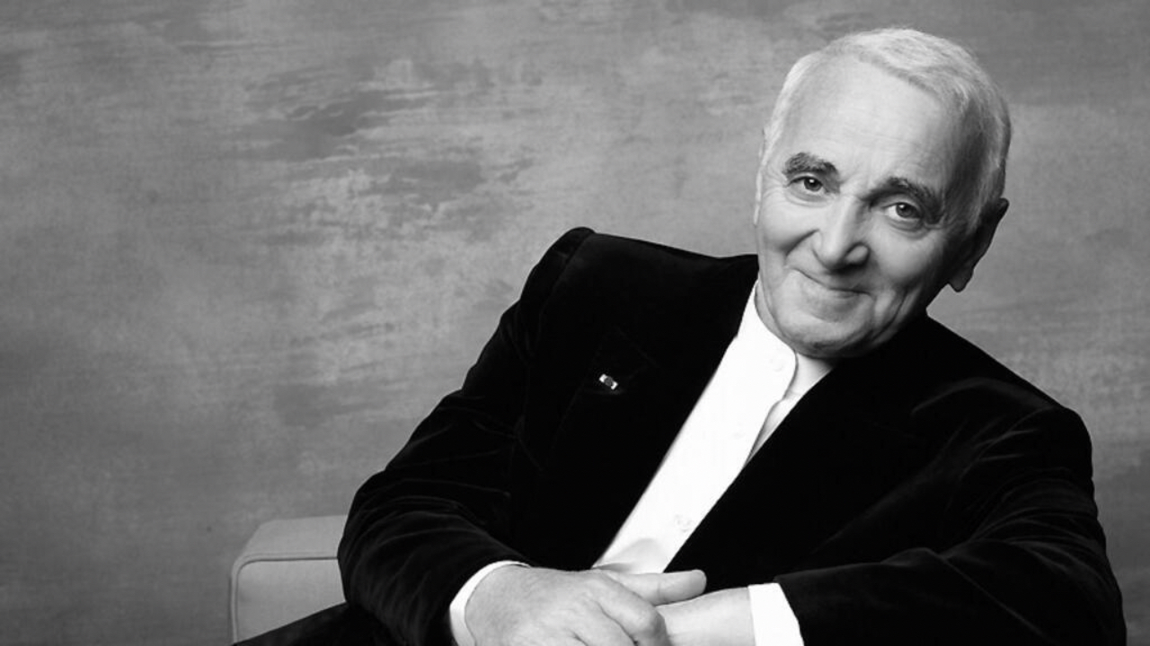 "La Mamma" : Charles Aznavour et la naissance d&rsquo;un classique de la chanson fran&ccedil;aise