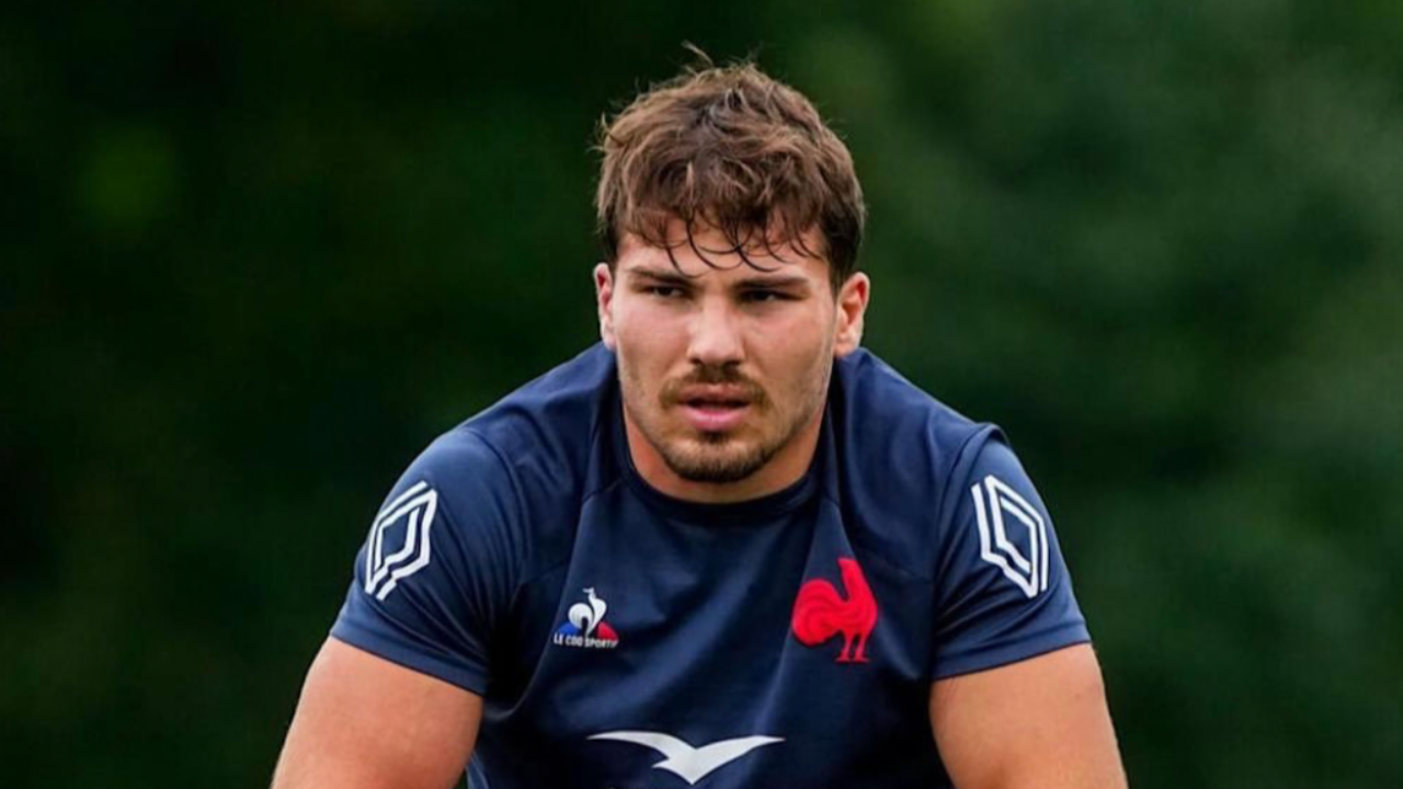 Les Enfoirés : Antoine Dupont n’en revient toujours pas !