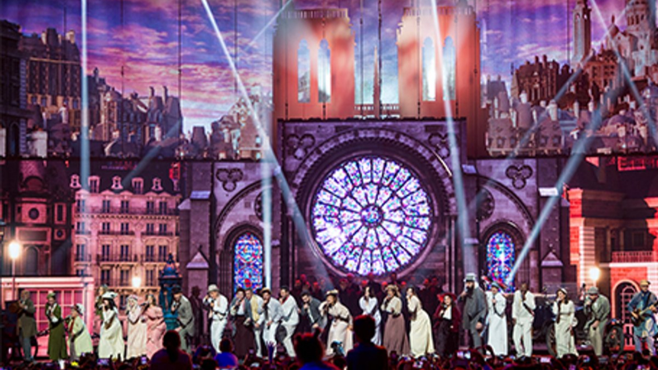 Les Enfoirés font une grande annonce pour 2026 : "Paris est magique"