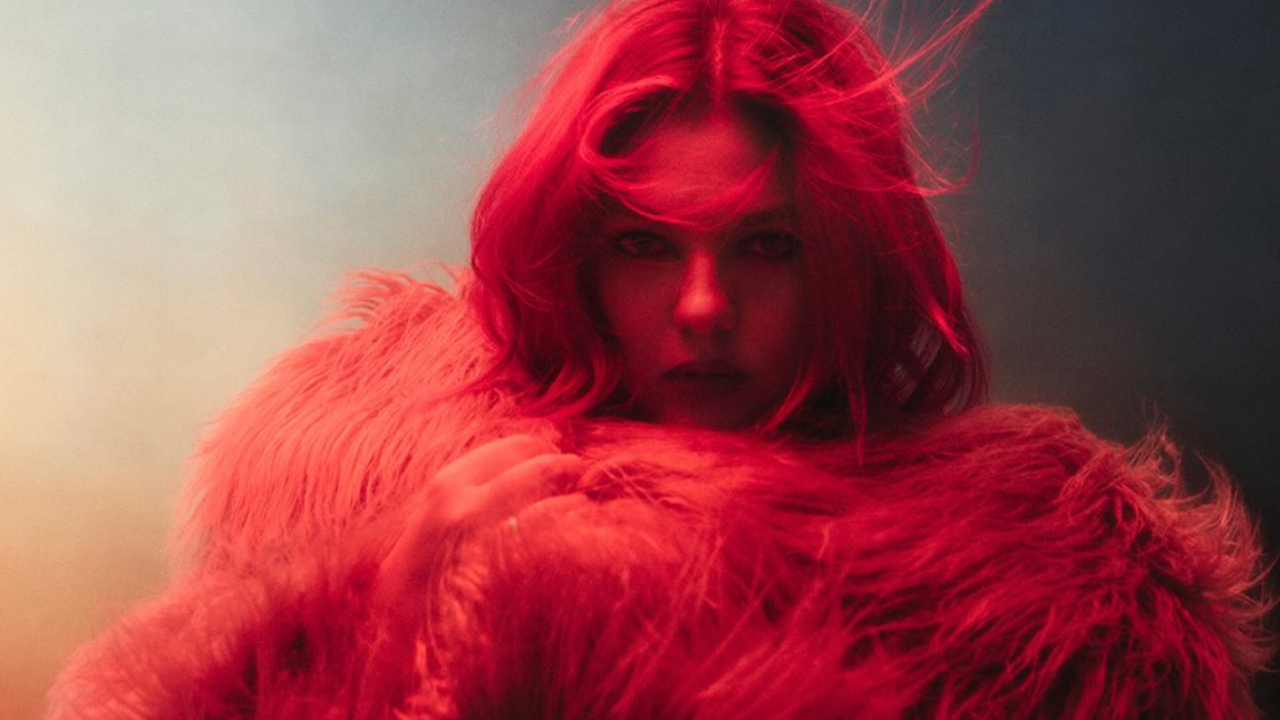 Louane : elle fait de nouvelles confidences très personnelles Louane : elle fait de nouvelles confidences très personnelles