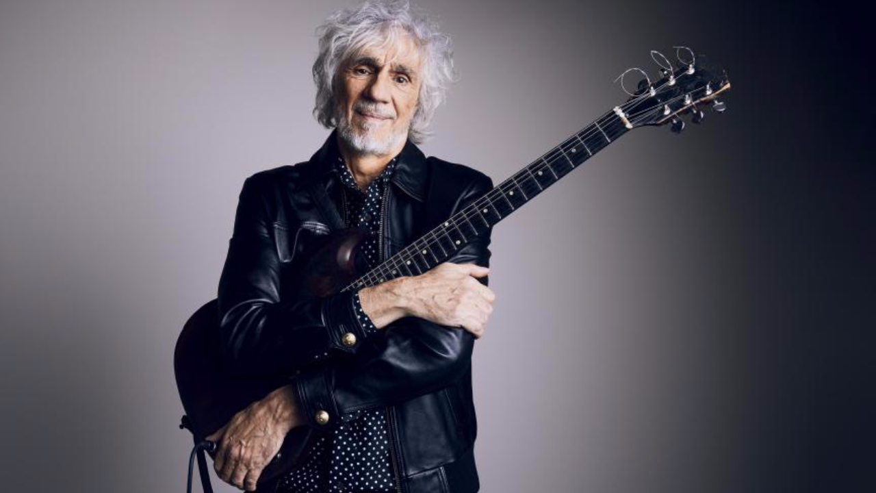 Louis Bertignac s'excuse auprès de Carla Bruni : "j’avais été con"