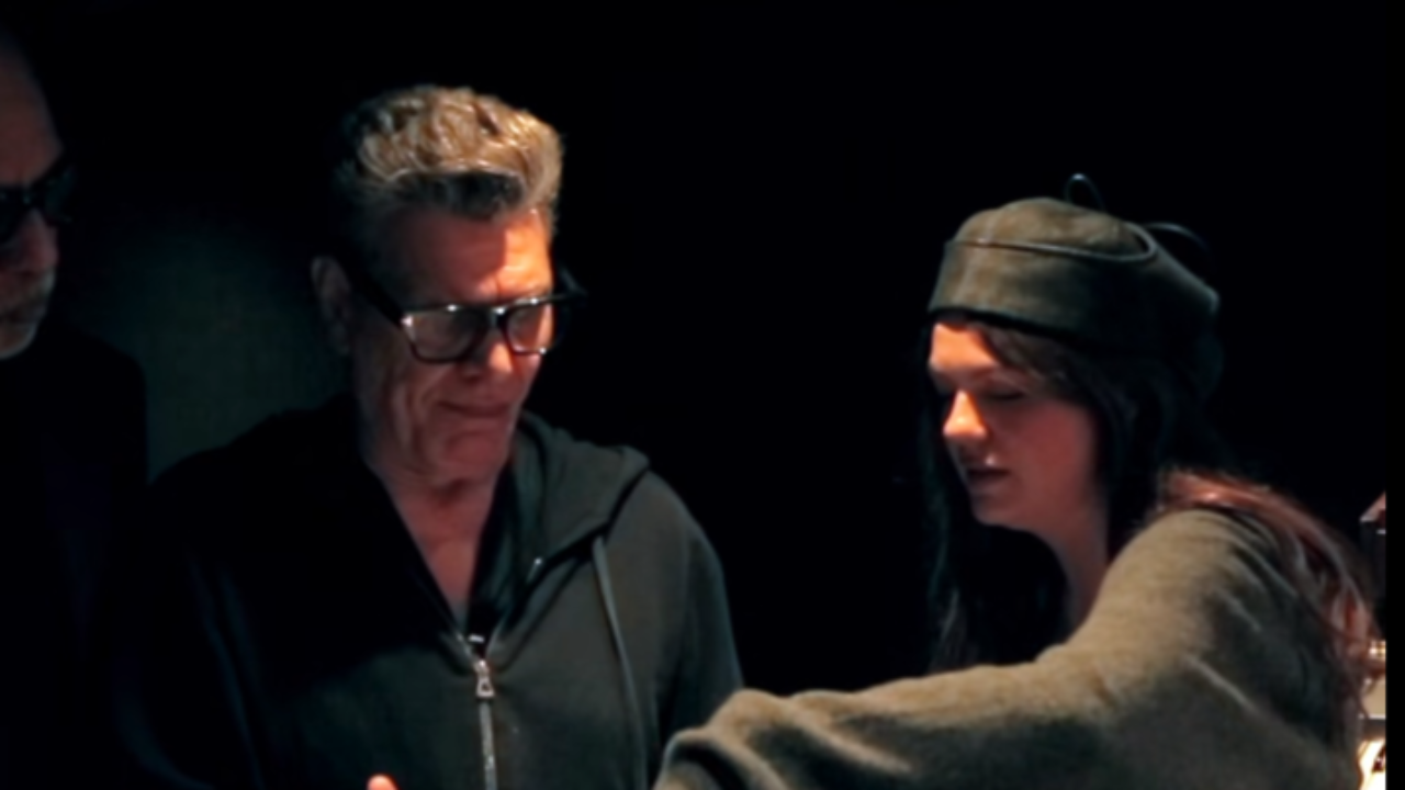 Marc Lavoine et Louane réunis en duo sur Les Yeux revolver pour un nouvel album Marc Lavoine et Louane réunis en duo sur Les Yeux revolver pour un nouvel album