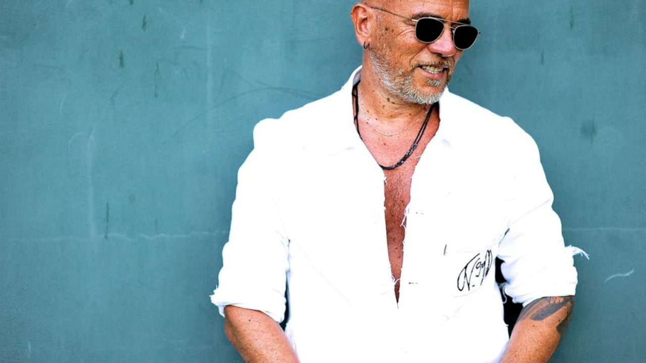 Pascal Obispo allume la biographie de Jean-Jacques Goldman