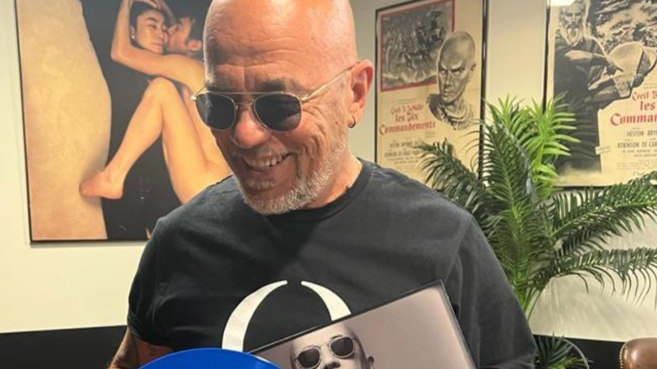 Pascal Obispo ému quand il évoque Daniel Lévi