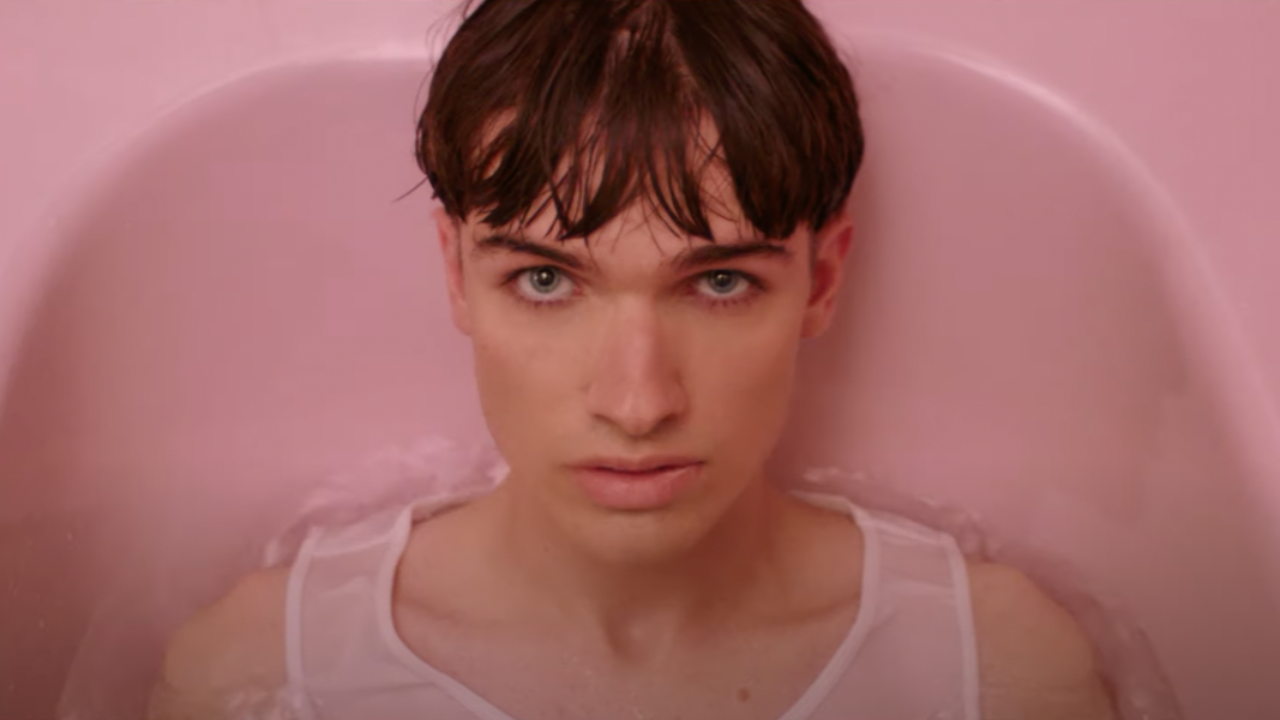 Pierre de Maere "contraint" de sortir sa réédition, il s'explique