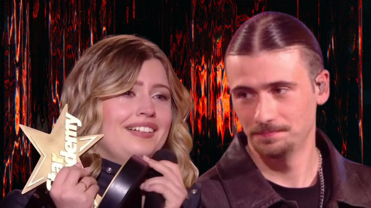 Pierre Garnier et Marine offrent un joli duo aux fans en plein concert Pierre Garnier et Marine offrent un joli duo aux fans en plein concert