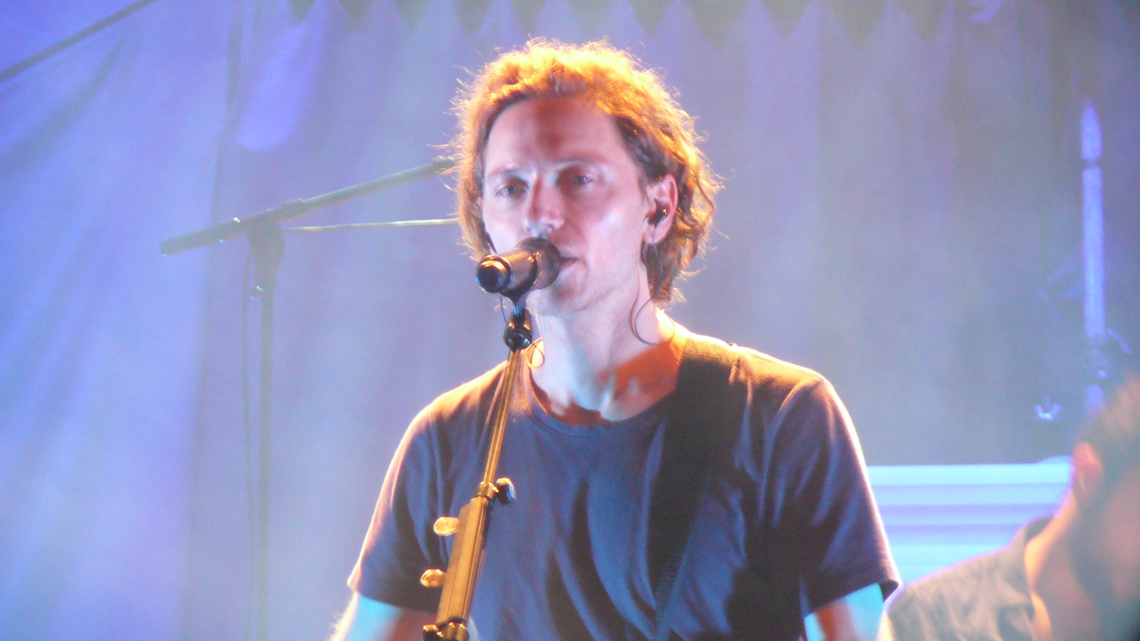 Raphaël : les coulisses de son nouveau titre "L'espoir'