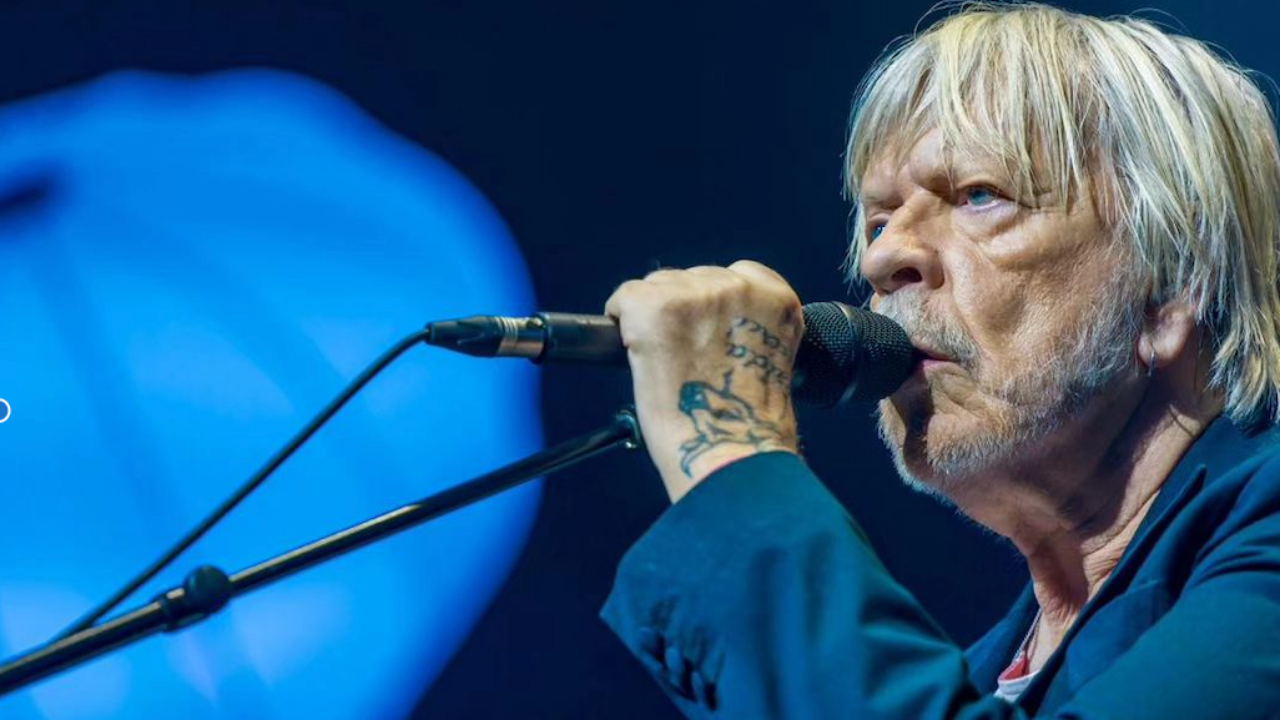 Renaud défendu par Laurence Boccolini