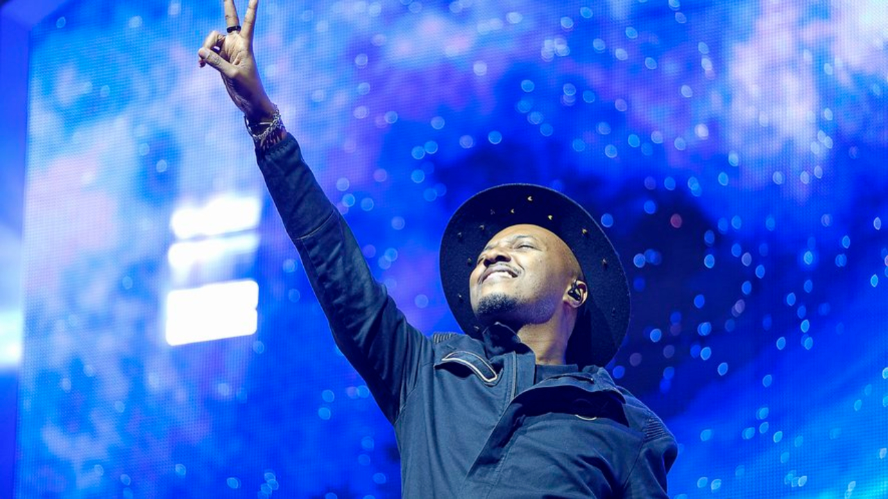 Soprano interrompt son concert pour témoigner son soutien aux grévistes