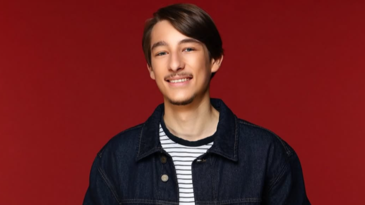 Star Academy : à 18 ans, Antoine, le candidat lyonnais qui a déjà foulé les planches d’une comédie musicale Star Academy : à 18 ans, Antoine, le candidat lyonnais qui a déjà foulé les planches d’une comédie musicale