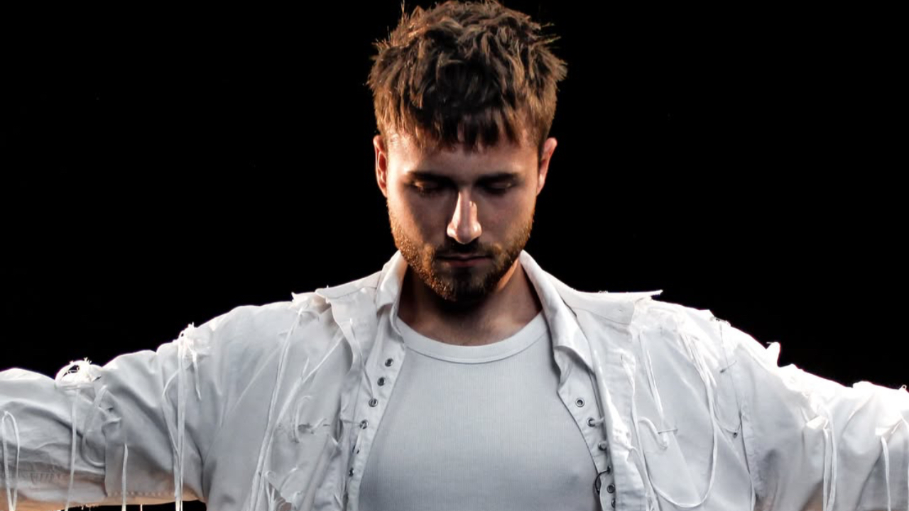 Star Academy : Théo Camion devient "Azur" et annonce son premier single ! Star Academy : Théo Camion devient "Azur" et annonce son premier single !