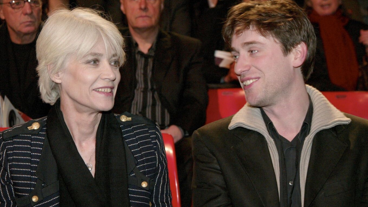 Thomas Dutronc pas rassurant sur l'état de santé de Françoise Hardy Thomas Dutronc pas rassurant sur l'état de santé de Françoise Hardy