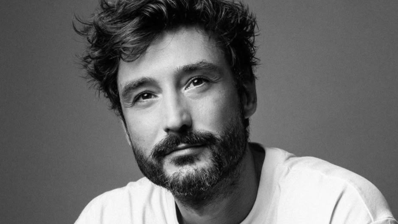 "Un changement intense émotionnellement" Jérémy Frérot se confie sur sa rupture avec Laure Manaudou "Un changement intense émotionnellement" Jérémy Frérot se confie sur sa rupture avec Laure Manaudou