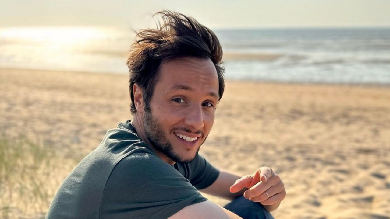 Vianney publie une rare photo de lui enfant