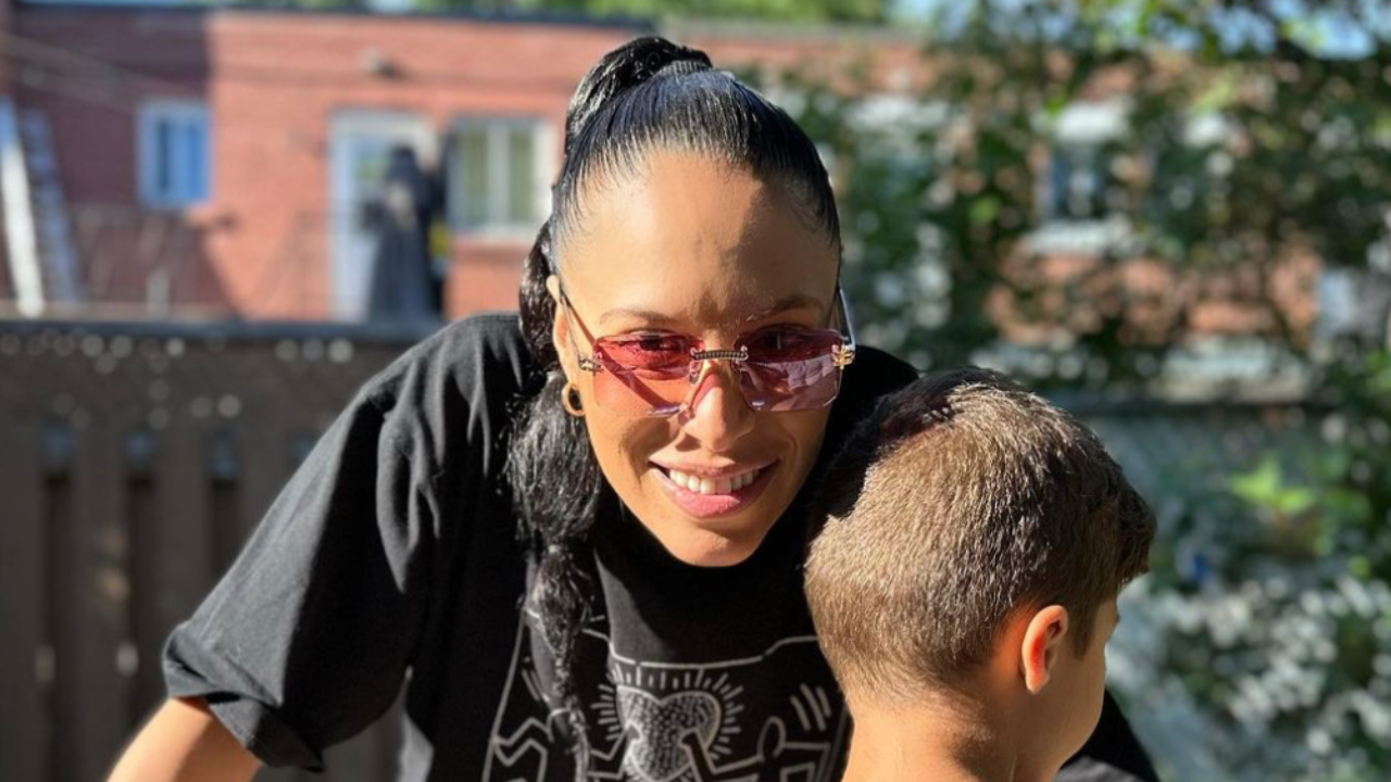 Zaho : elle officialise sa deuxième grossesse Zaho : elle officialise sa deuxième grossesse