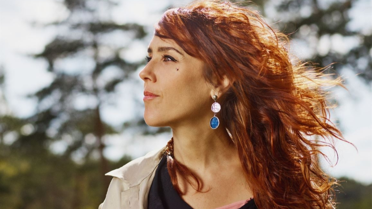 Zaz est devenue mannequin pour la Fashion Week !