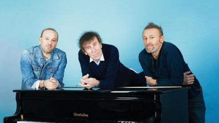 Alain Souchon sort un titre en compagnie de ses deux fils !
