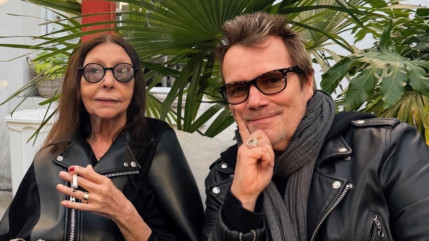 Axel Bauer signe son grand retour... avec un duo jug&eacute; "choquant" par les radios !