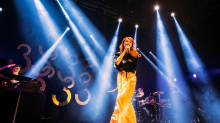 Axelle Red et Renaud : prêts pour la suite de "Manhattan Kaboul" ? La chanteuse fait une révélation de taille ! Axelle Red et Renaud : prêts pour la suite de "Manhattan Kaboul" ? La chanteuse fait une révélation de taille !