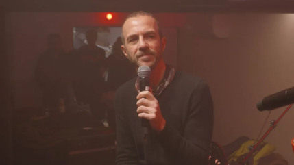 Calogero : Le chanteur repris par une superstar américaine et c'est super touchant Calogero : Le chanteur repris par une superstar américaine et c'est super touchant