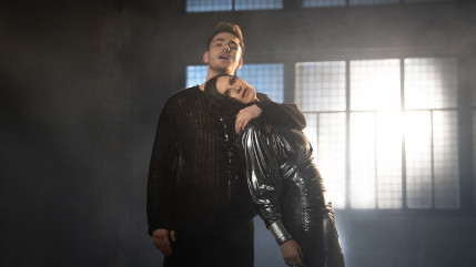 Cette star italienne qui a le coup de coeur pour Julien Lieb : "Je suis amoureuse de sa voix"