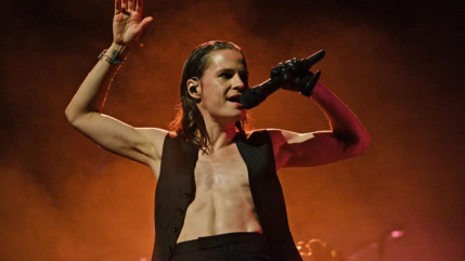 Christine & Queens annule tous ses concerts pour raisons de santé