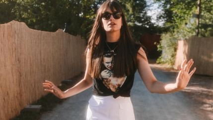 Clara Luciani se livre sur sa relation avec un célèbre rappeur Clara Luciani se livre sur sa relation avec un célèbre rappeur