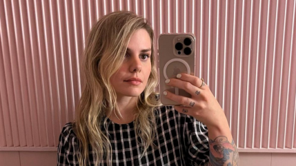 Coeur de Pirate  partage d'adorables photos de son fils pour ses un an