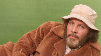 "Comme un minigolf ! " Philippe Katherine pense (déjà) à sa pierre tombale ! "Comme un minigolf ! " Philippe Katherine pense (déjà) à sa pierre tombale !